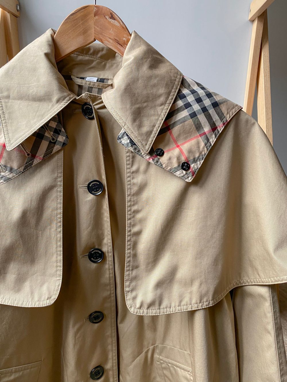 Плащ Burberry