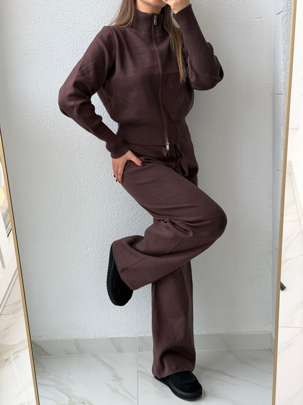 Костюм женский с кашемиром