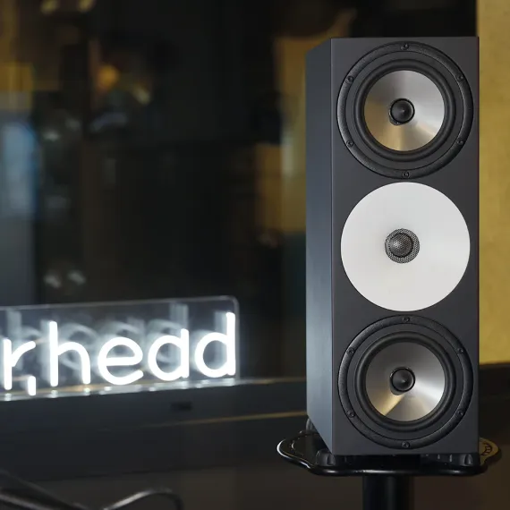 Amphion Two15 Black
