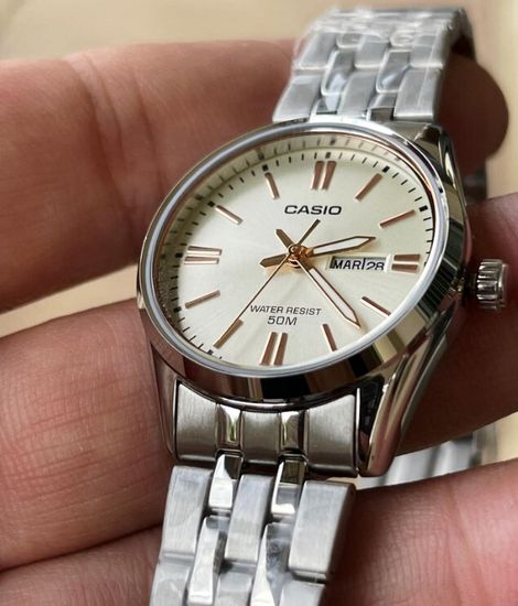 Парные часы Casio Standard: MTP-1335D-9A и LTP-1335D-9A