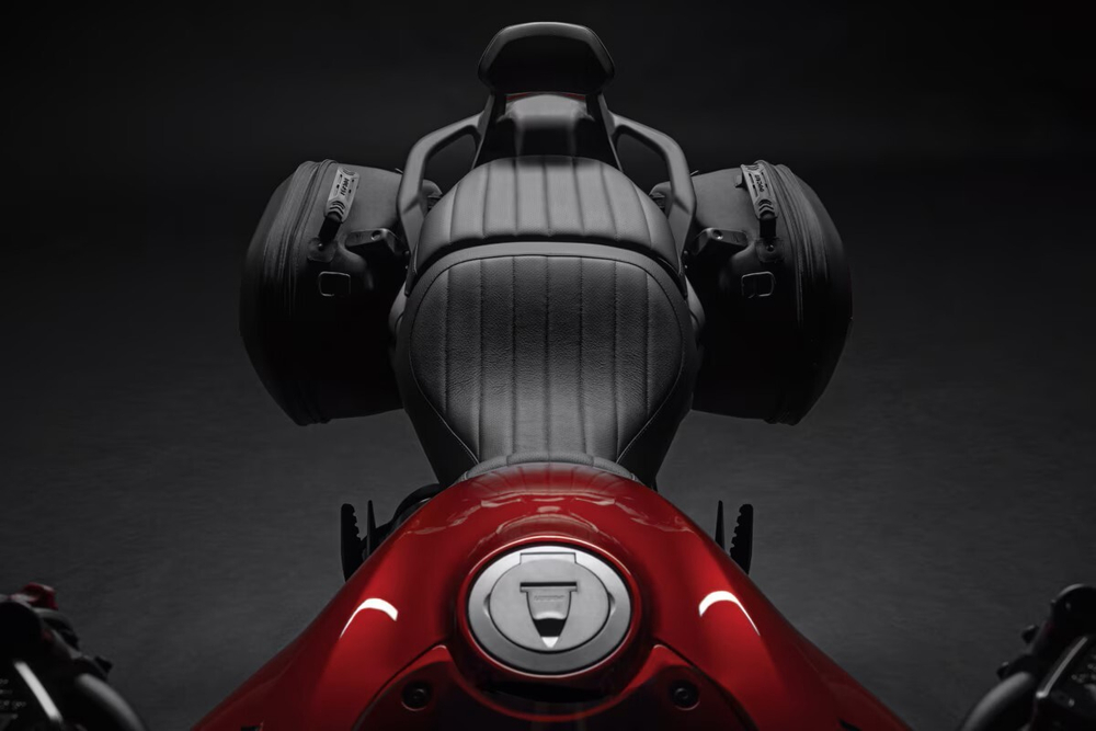 96780491AA DUCATI PASSENGER BACKREST (XDVL V4)