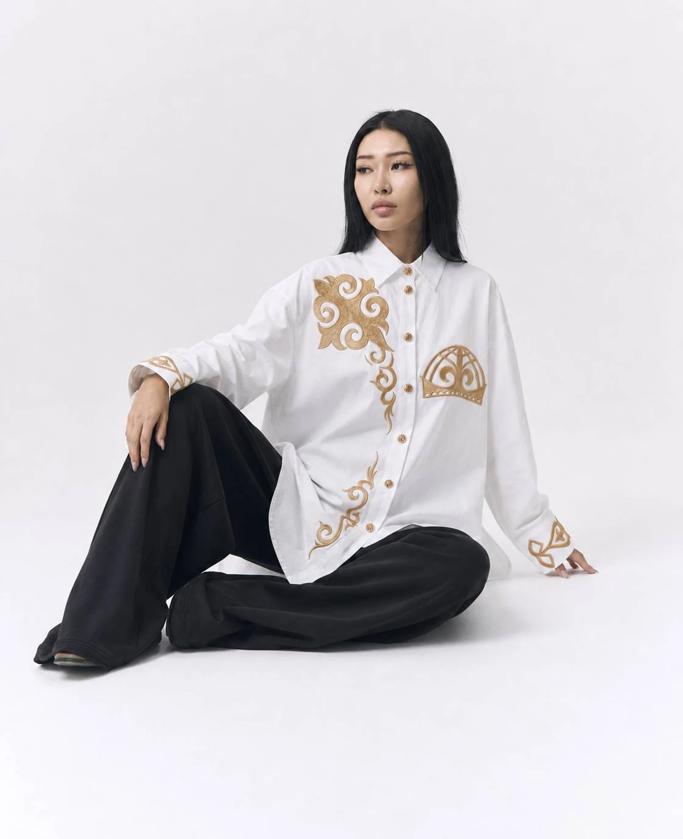 AQ / GOLD ORNAMENT SHIRT