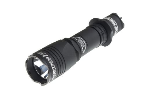 Фонарь Armytek Dobermann XP-L (Warm) 1150 лмн теплый свет