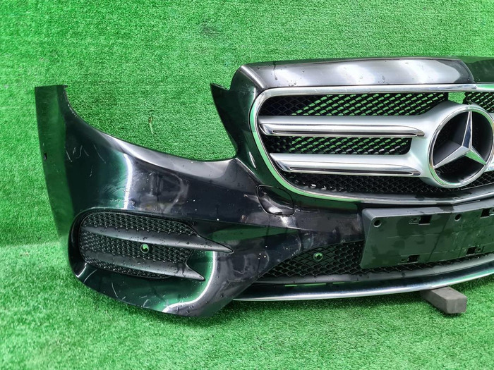 Бампер передний Mercedes E W213 16-21 AMG В сборе