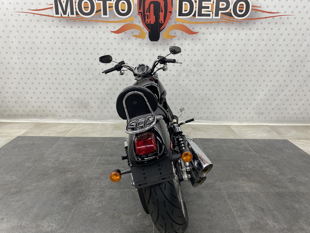 Harley-Davidson V-Rod VRSCAW1130 2004