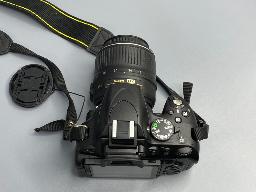 Nikon D5100 Kit 18–55mm VR состояние нового