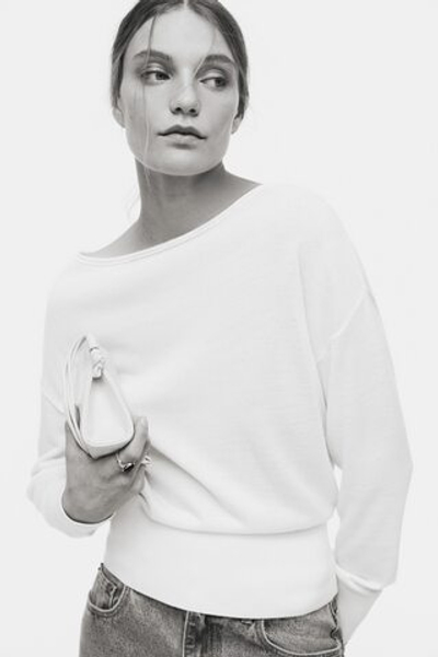 Тонкий трикотажный топ на одно плечо — Кремовый — H&M 1335822
