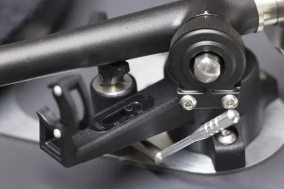 Rega Planar 6 Black