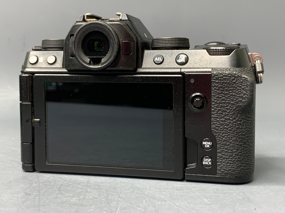 Fujifilm X-S10 26.500 кадров