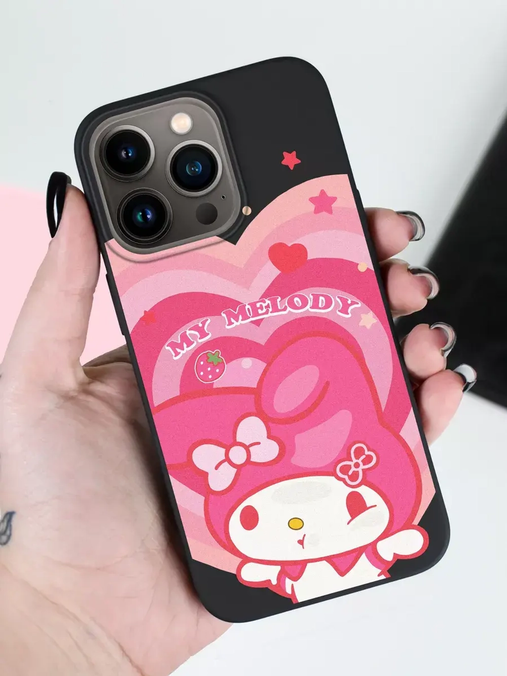 Чехол на iPhone 15 Pro с принтом