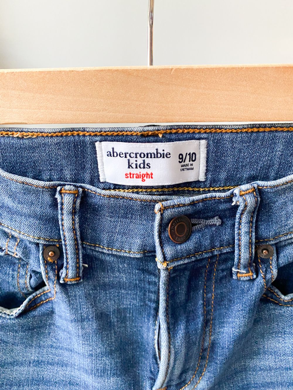 Джинсы Abercrombie, 140