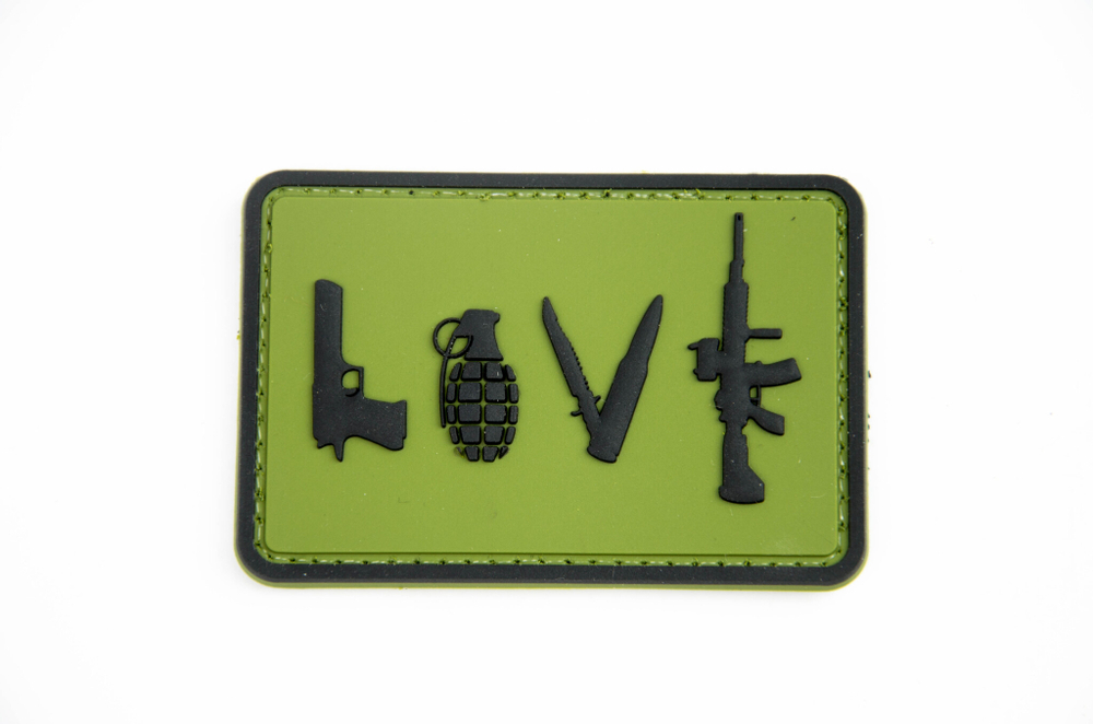 Шеврон Love Guns PVC. Олива