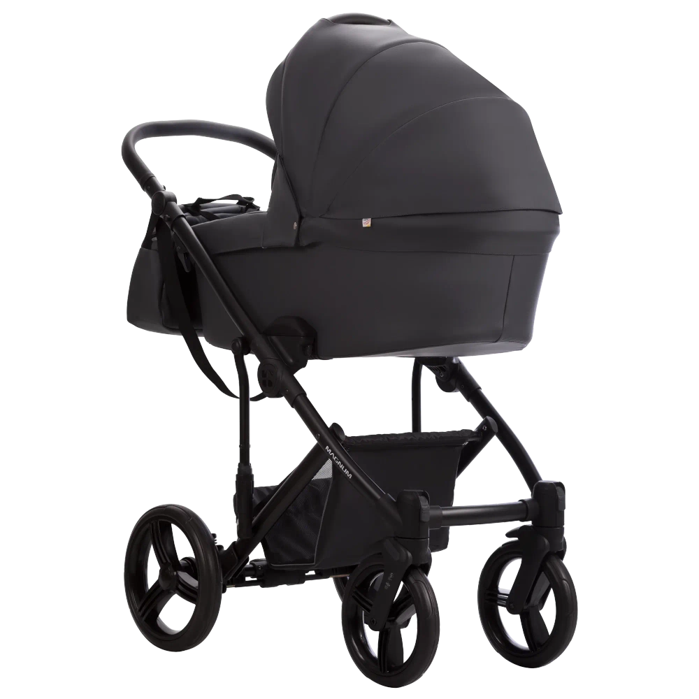 Коляска 2 в 1 Bebetto Magnum Light Pro