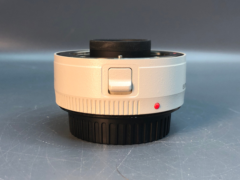 Телеконвертер Canon Extender EF 1.4x III