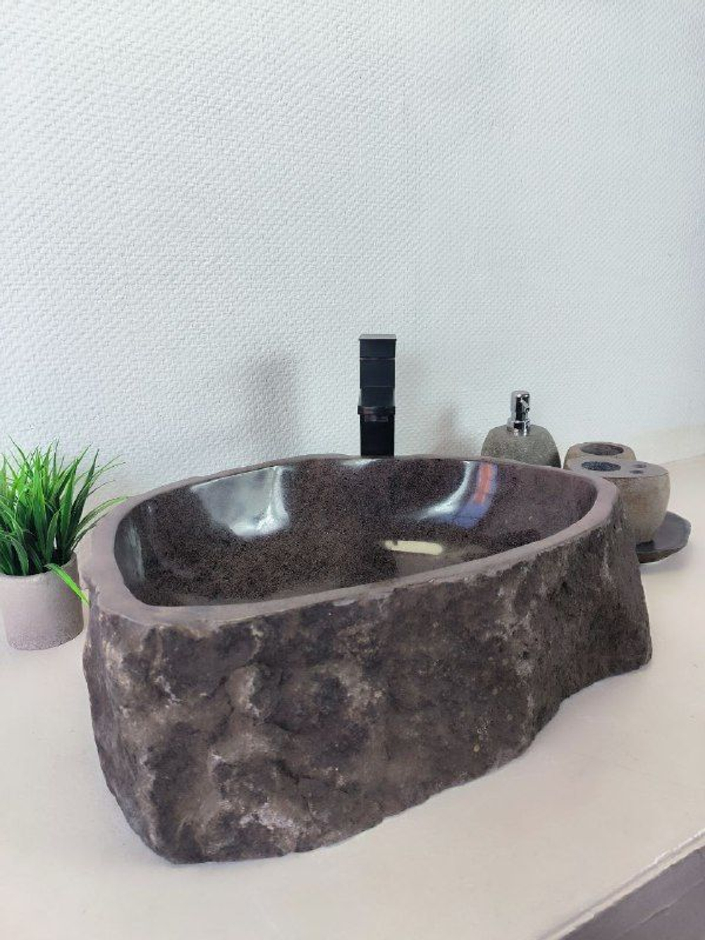 Раковина из речного камня RS-66196 53х38х16 из натурального камня