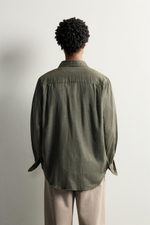 РУБАШКА RELAXED FIT С ЭФФЕКТОМ ПОТЕРТОСТИ — ZARA · 1820/365
