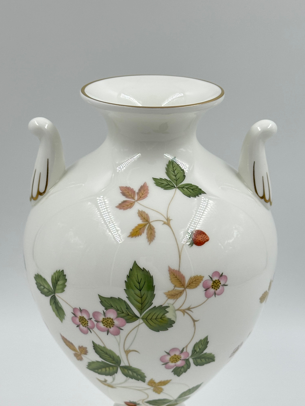 Ваза 21см Wedgwood, Wild Strawberry
