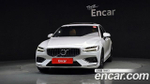 Volvo S60 T5 — 2020