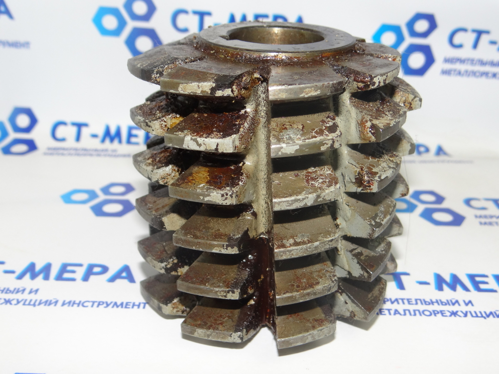 Фреза червячная модульная М4.5 20град.ЭИ 262 (Р9) кл. В 3° 33`