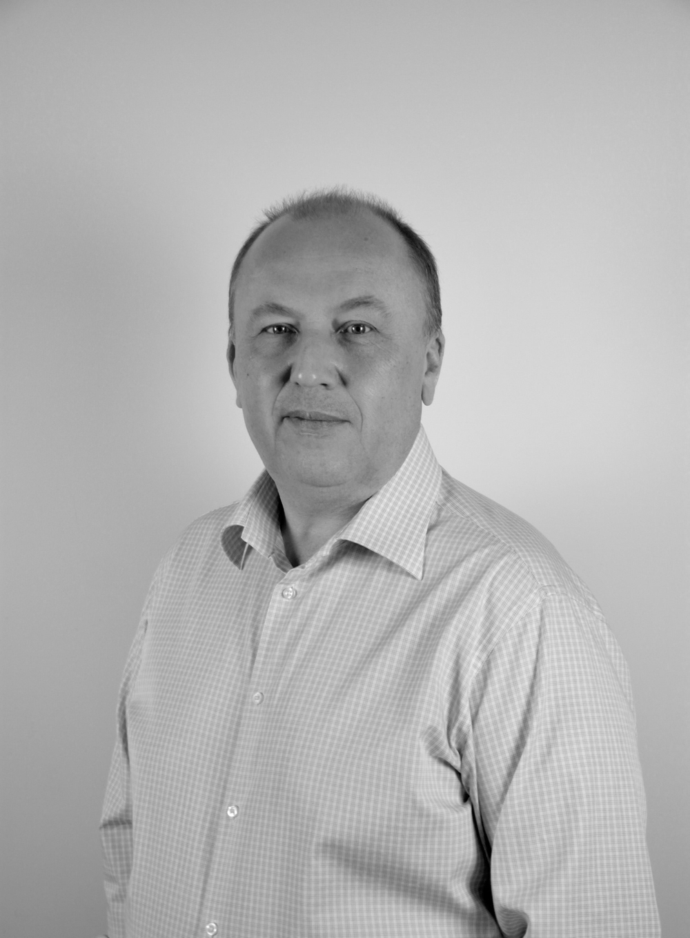 ДМИТРИЙ ТОКАРЕВ