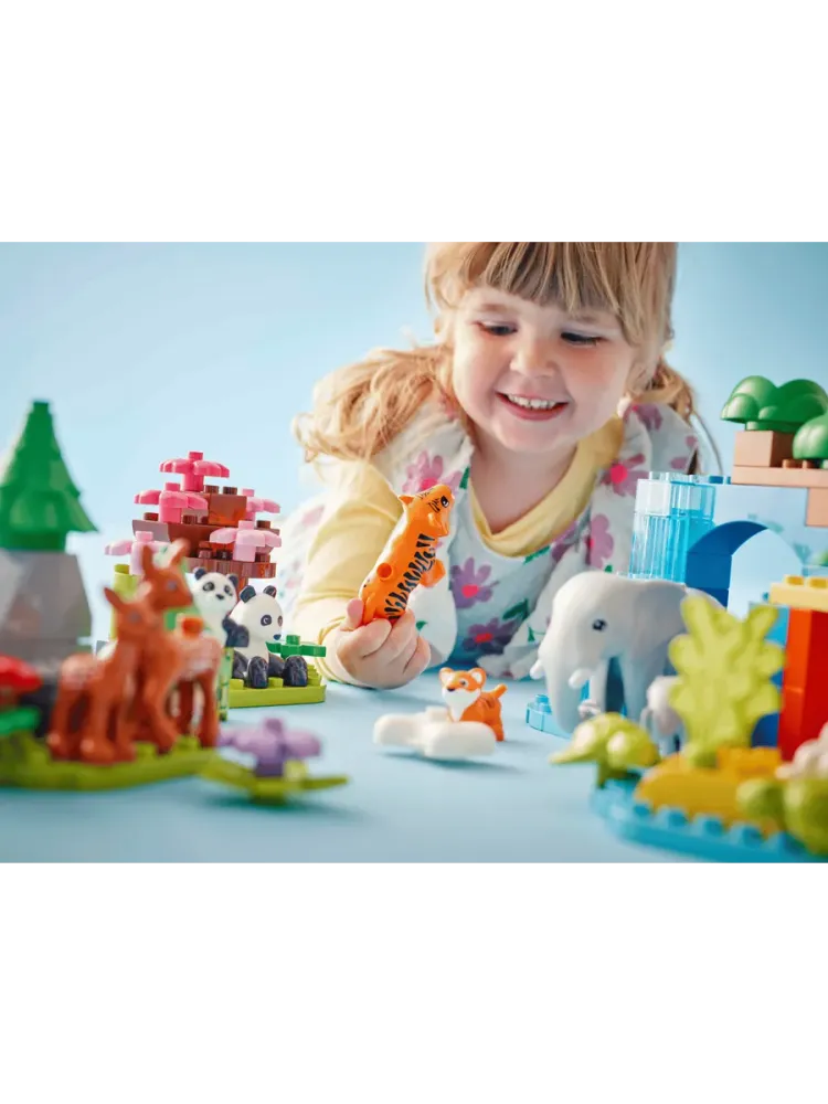 Конструктор DUPLO 10446 Семейства диких животных 3 в 1
