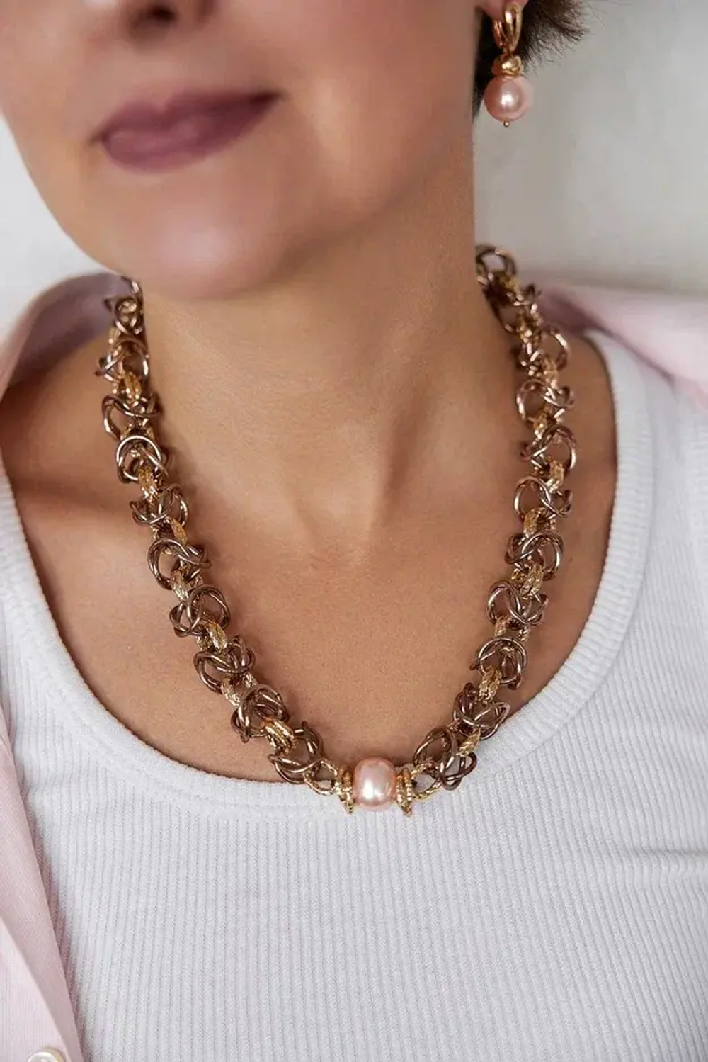 HMG 1131 peach Колье Византия с жемчужиной 1,5 см арт.2100