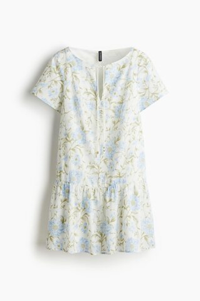 Хлопковое платье с юбкой клёш — короткие рукава, короткая модель - H&M