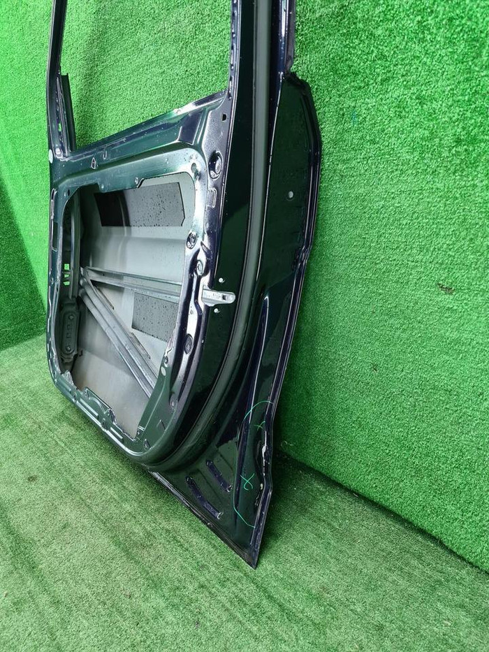 Дверь передняя правая Mercedes ML GLE W166 (11-18)