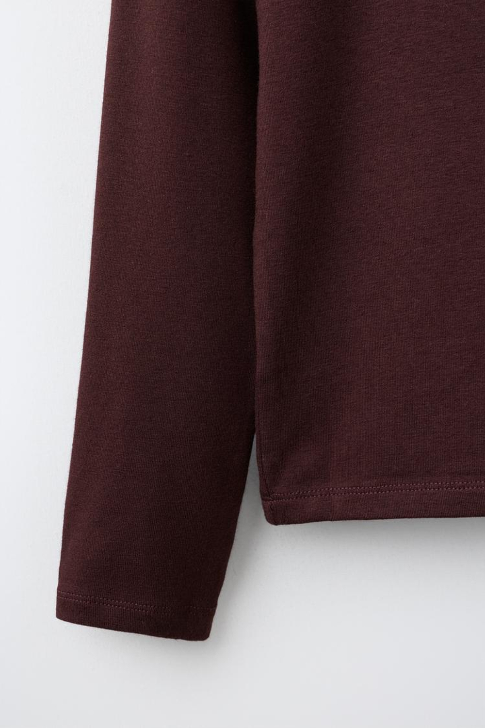 ZARA ФУТБОЛКА С МОДАЛОМ, ТЕМНО-БАКЛАЖАНОВЫЙ