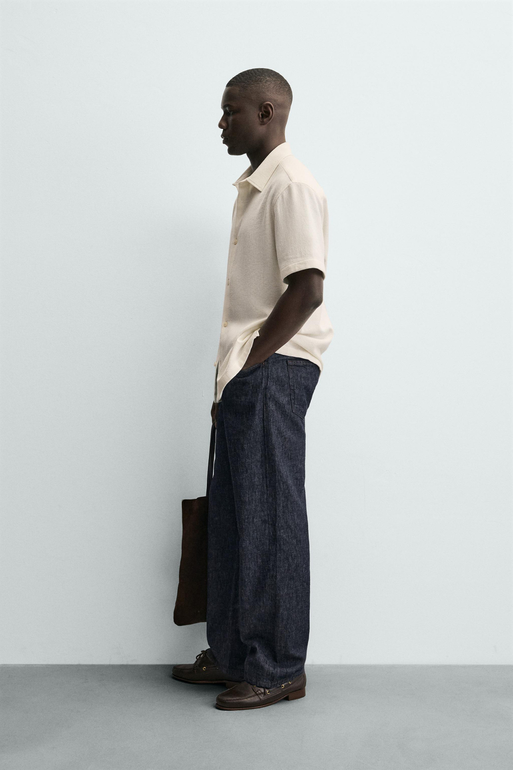 РУБАШКА REGULAR FIT ИЗ РЕЛЬЕФНОЙ ТКАНИ — ZARA · 3277/401