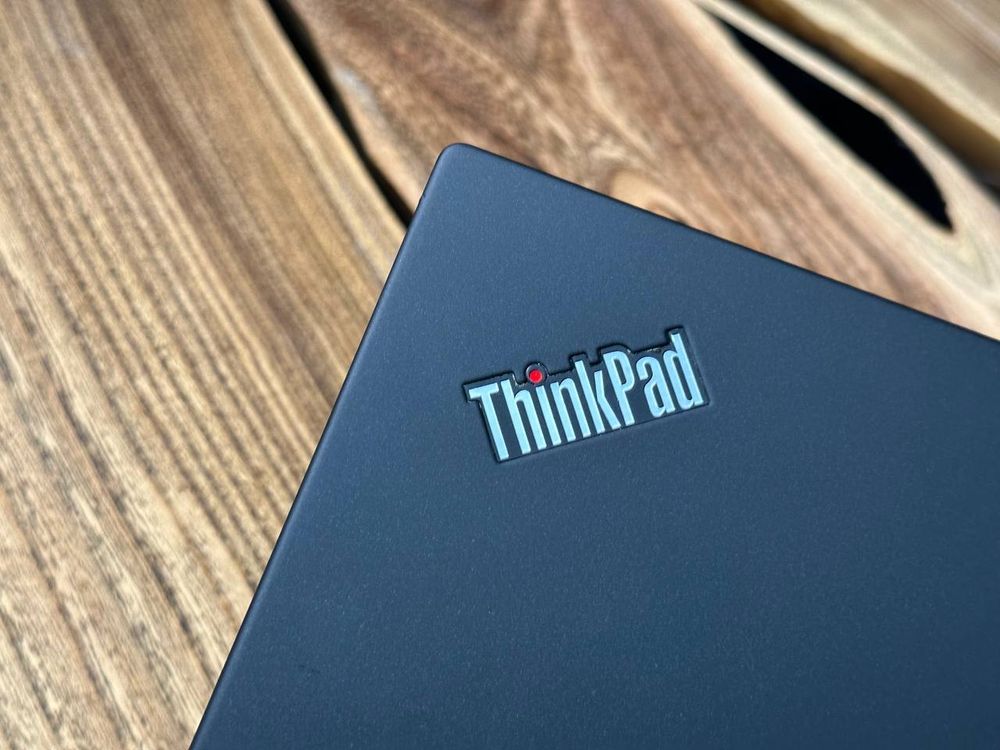 Ноутбук Lenovo Thinkpad X1 Carbon G5 i7-6