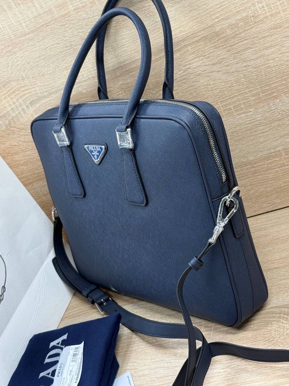 Портфель Prada