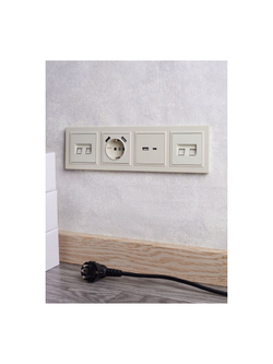 Розетка BRITE USB A+C 18Вт РЮ11-1-БрКр механизм беж. IEK BR-U22-018-K10