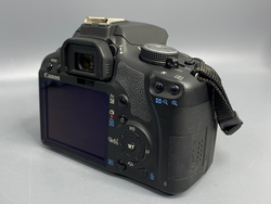 Canon EOS 500D kit 18-55mm 4.500 Кадров