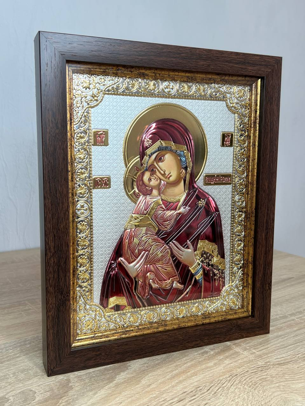 Владимирская БМ, икона прямоугольная в рамке под стеклом, красное дерево, эмаль 206х258