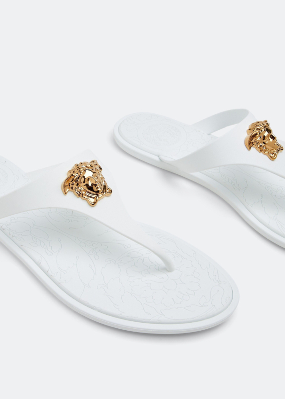 VERSACE