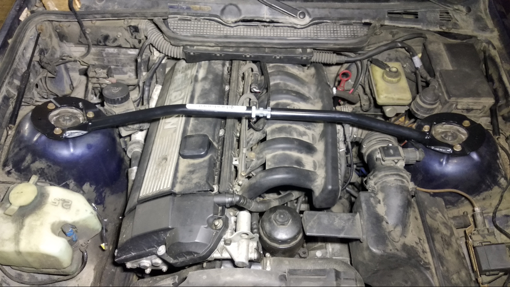 Распорка передних стоек (регулируемая) BMW E36 (ПОД ЗАКАЗ)