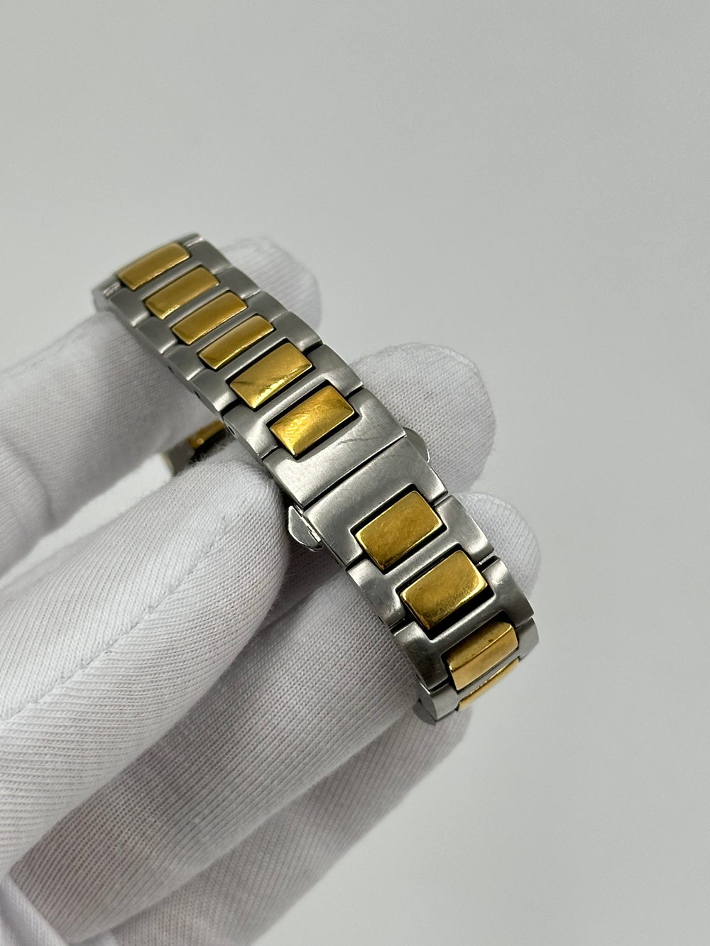 Часы Gucci 8900L