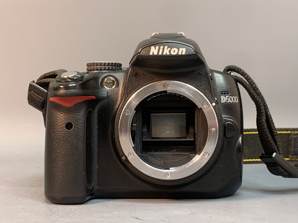 Nikon D5000 Body 56.900 Кадров