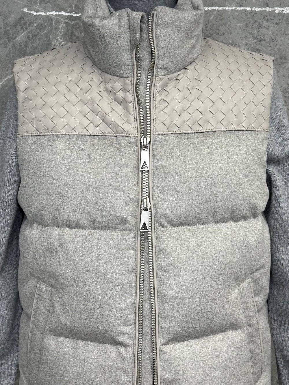 Пуховый жилет Bottega Veneta