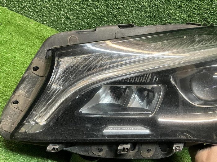 Фара левая Mercedes CLA w117 C117 (2016-2019) LED