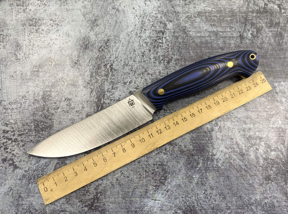 Нож Охотник, сталь D2, G10