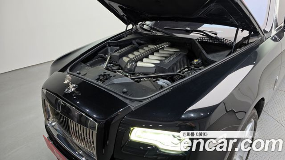 Rolls-Royce Ghost 6.6 EWB V12 — 2020