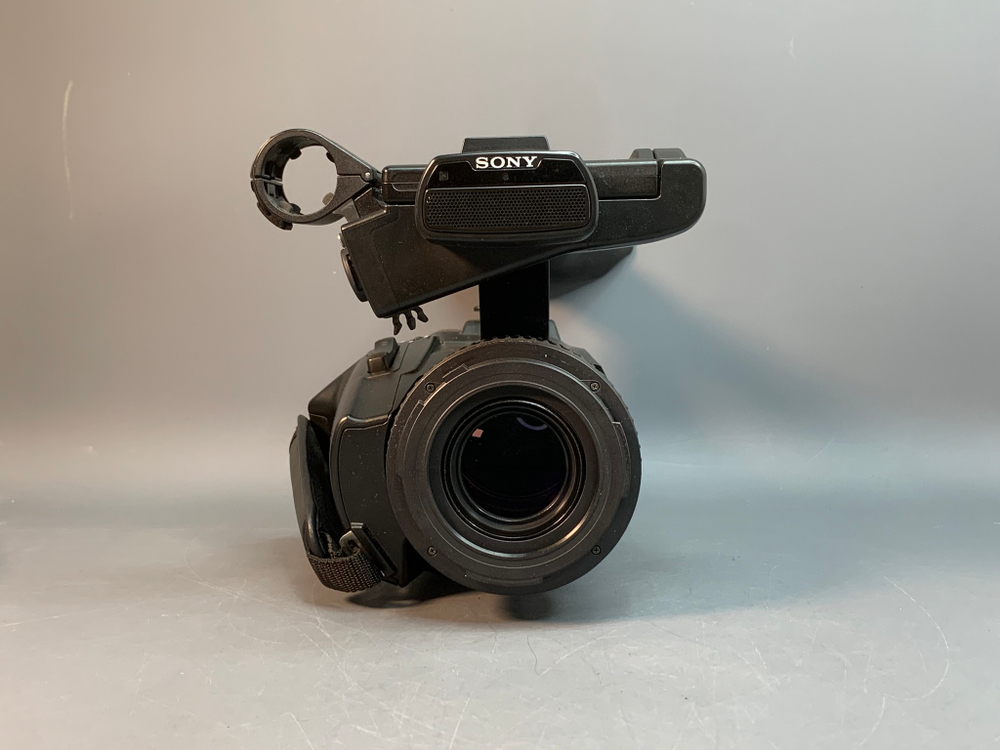 Sony HXR-NX200