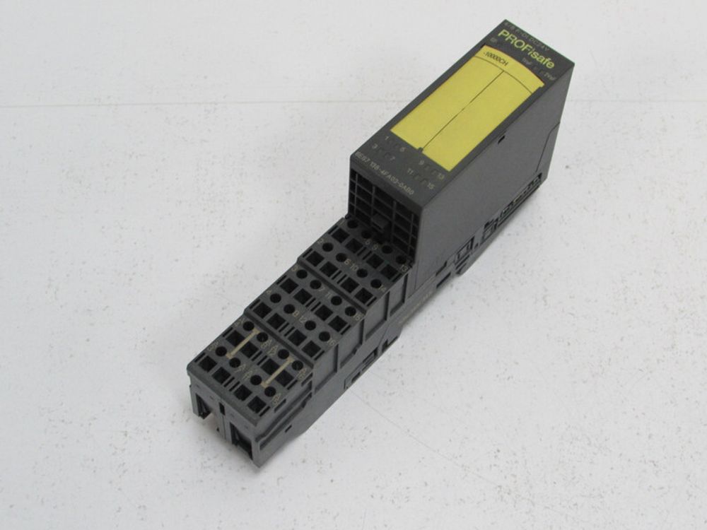 SIEMENS 6ES7 138-4FA03-0AB0