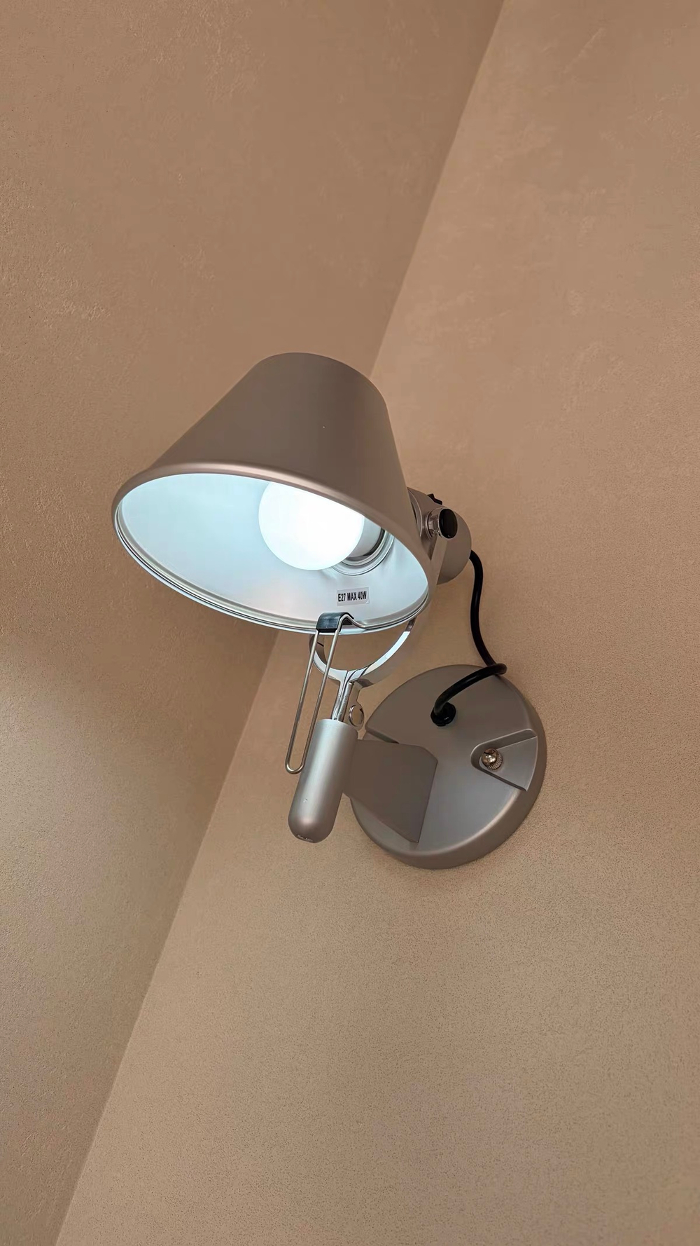 Wall design lamp Tolomeo Micro by Artemide