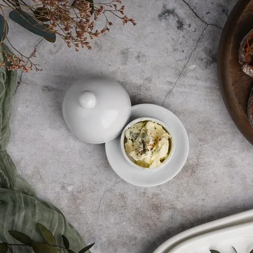 Масленка икорница d 5,5 см 30 мл с крышкой белая фарфор P.L. Proff Cuisine
