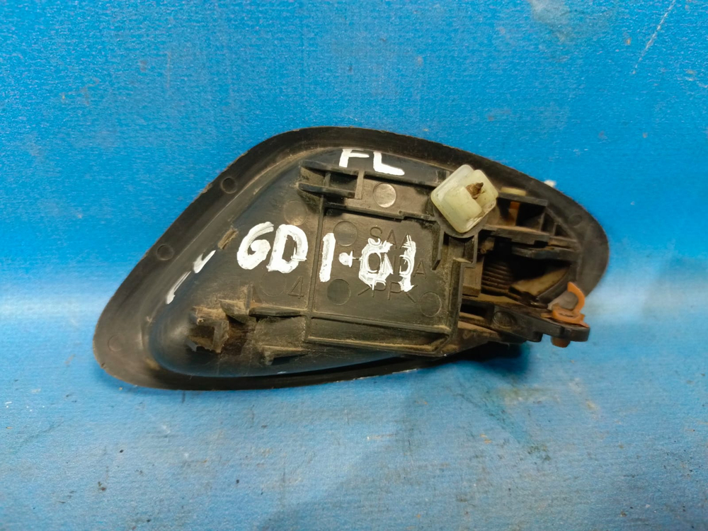 Ручка двери передней левой салонная Honda FIT 2001-2007