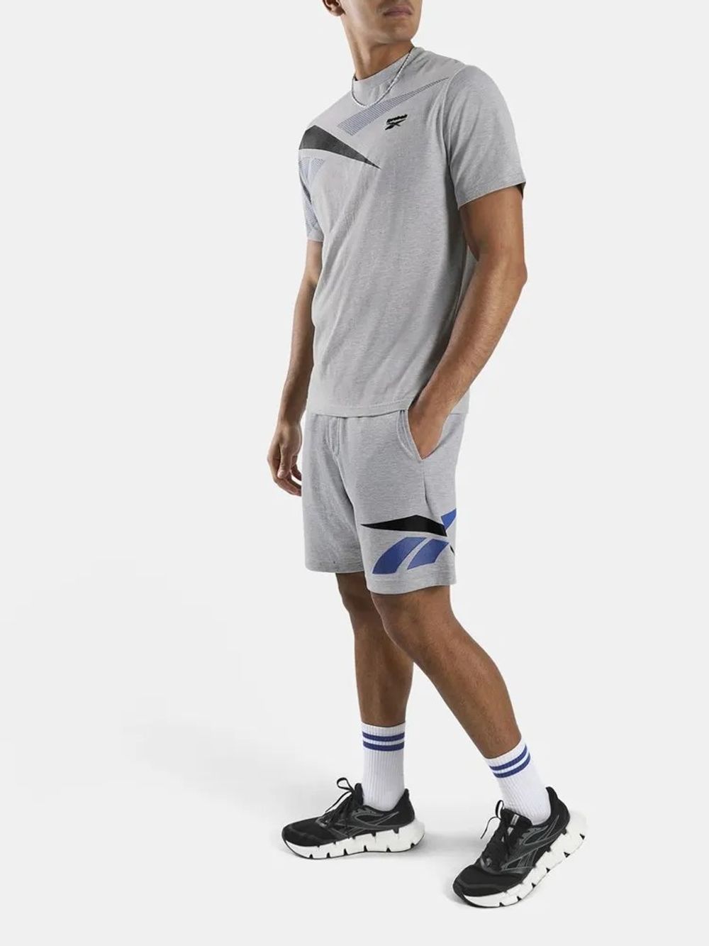 Шорты спортивные мужские REEBOK LOGO PLACECEMENT PIQUE SHORTS