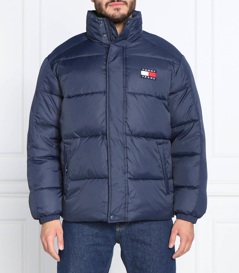 куртка badge puffer Tommy Jeans - темно-синий(DM0DM15121)